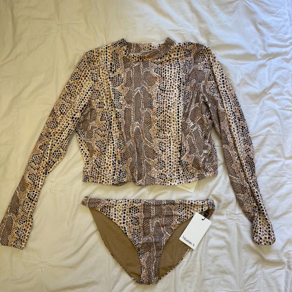 Vitamin A Swimsuit Set - Picture 14 of 15